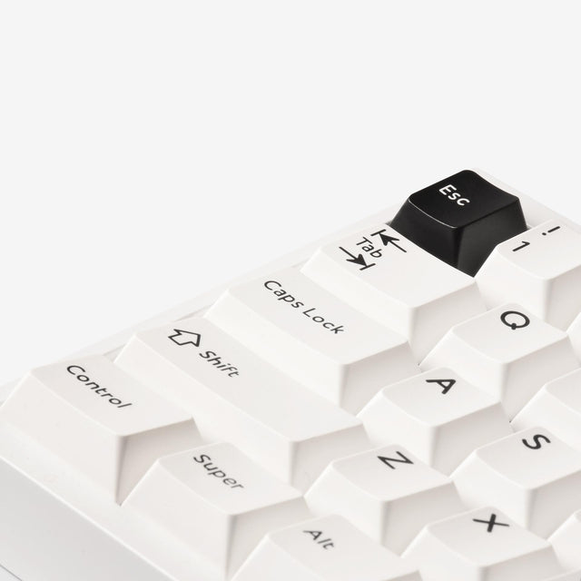 pbtfans bow keycaps in keyboard